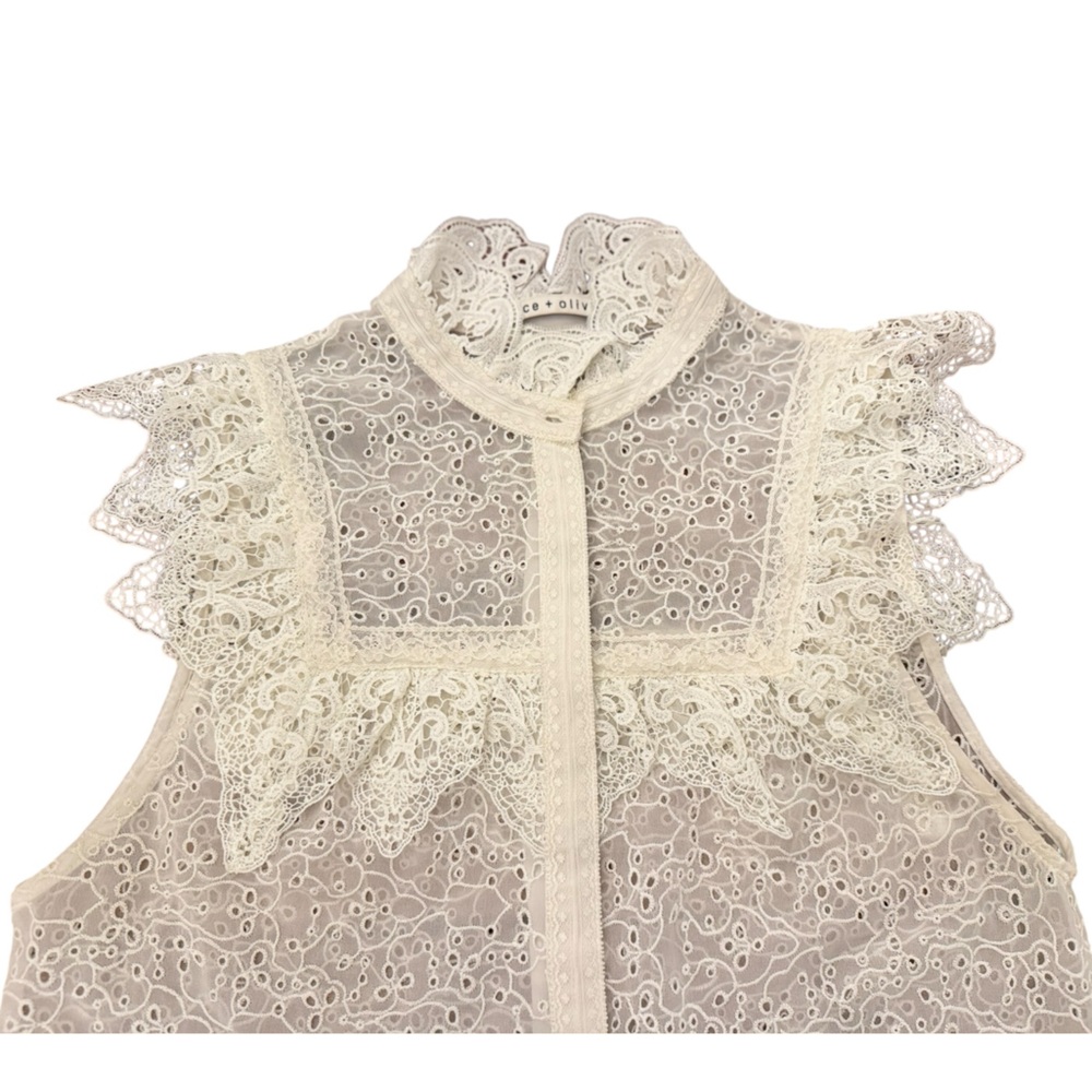 Alice + Olivia Marian Eyelet Lace Ruffle Top Sz M Cottagecore Romantic Victorian - Picture 8 of 8